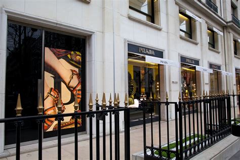 prada paris champs elysees|Paris 60, Avenue des Champs Elysees .